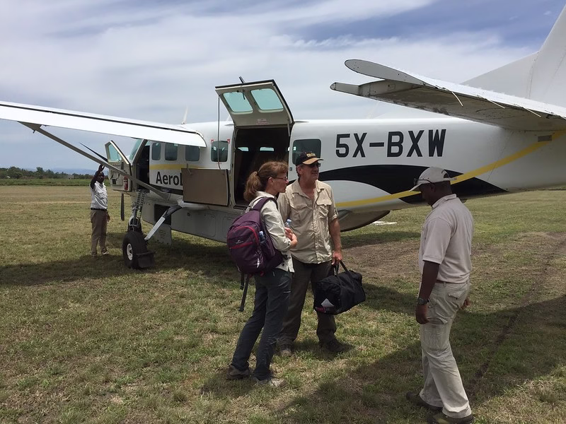 Flying safaris in Uganda