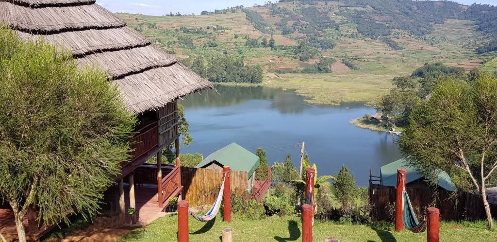 Hawk’s Eye Lodge