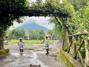 What It is Really Like to Meet Rwanda Mountain Gorillas: What It is Really Like to Meet Rwanda Mountain Gorillas: