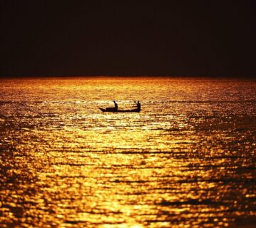 Largest Lakes in the World: Top 10 by Surface Area