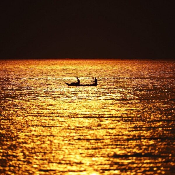 Largest Lakes in the World: Top 10 by Surface Area