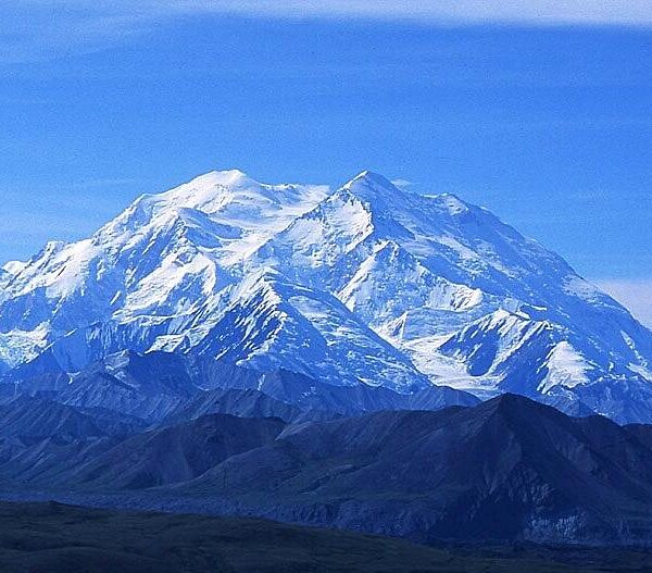 Top 10 Tallest Mountains in North America (Heights,
