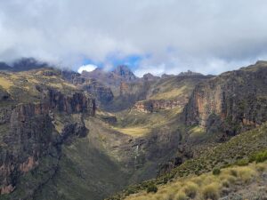 10 Best Hiking Trails in Kenya (2026): Routes 10 Best Hiking Trails in Kenya (2026): Routes, Tips