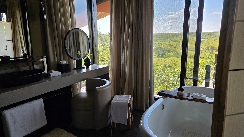 Masai Mara Luxury Tented Camp Booking: The Best Guide Masai Mara Luxury Tented Camp Booking: The Best Guide