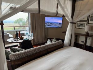 Luxury Serengeti Honeymoon Safari: The Ultimate Romantic Luxury Serengeti Honeymoon Safari: The Ultimate Romantic